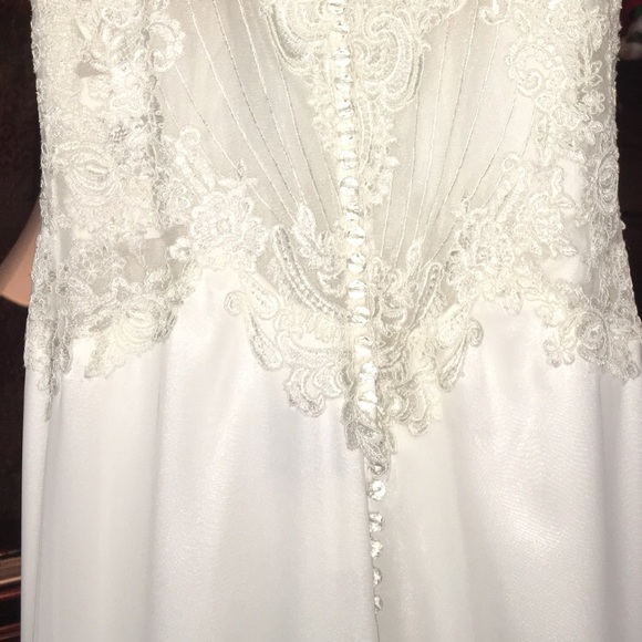 Star- Wedding Dress- Style: 110432 - Picture 4 of 8